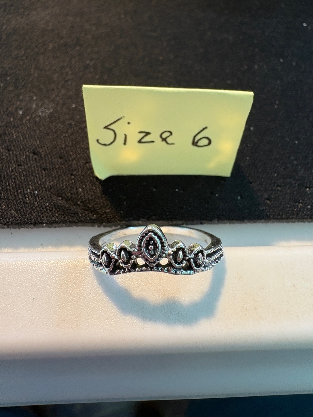 Vintage-Inspired Silver Tiara Ring - Size 6